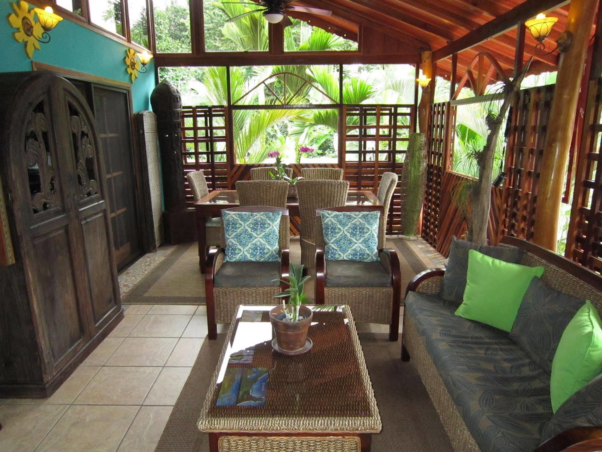Physis Caribbean Bed & Breakfast Puerto Viejo de Talamanca Buitenkant foto