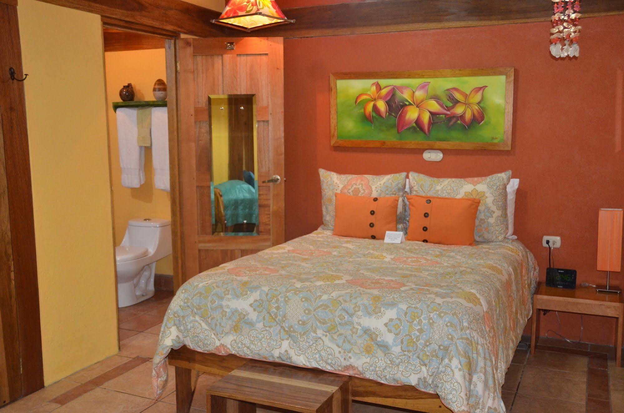 Physis Caribbean Bed & Breakfast Puerto Viejo de Talamanca Buitenkant foto