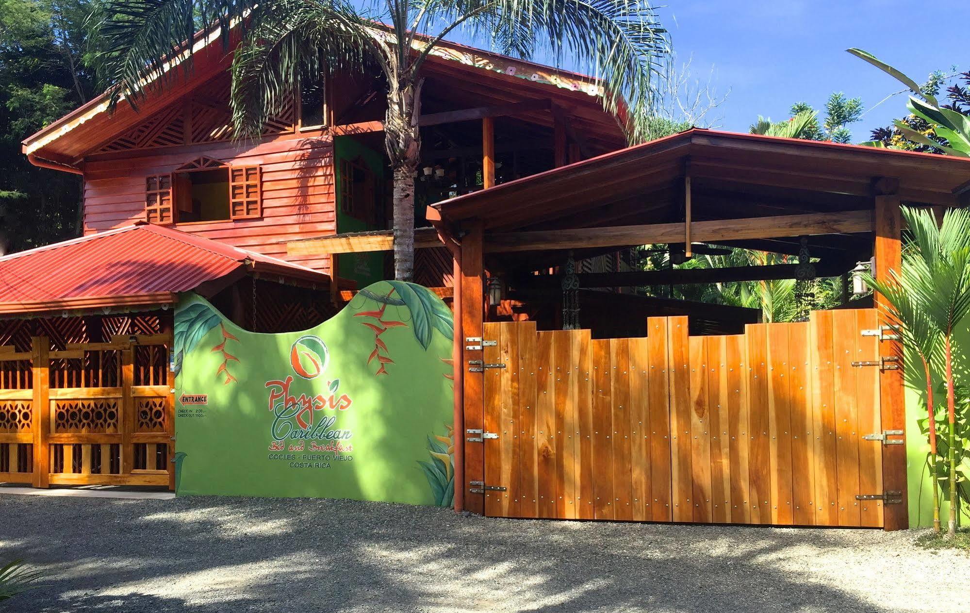 Physis Caribbean Bed & Breakfast Puerto Viejo de Talamanca Buitenkant foto